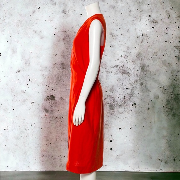 Hermès Red Linen Wrap Dress by Martin Margiela, Spring 2002 Runway Collection - Picture 2 of 7